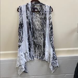 Elena Wang XL sleeveless flowy kimono top